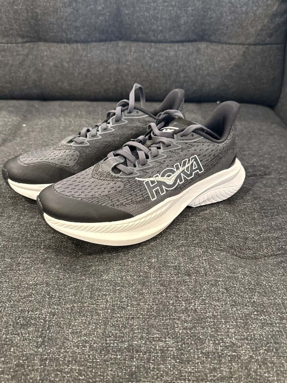 4.5Y / 5.5W - HOKA Mach 6 Running Shoes Black White